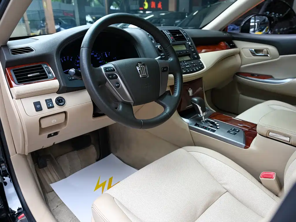 Toyota Crown 2012 2.5L Royal Leather Edition