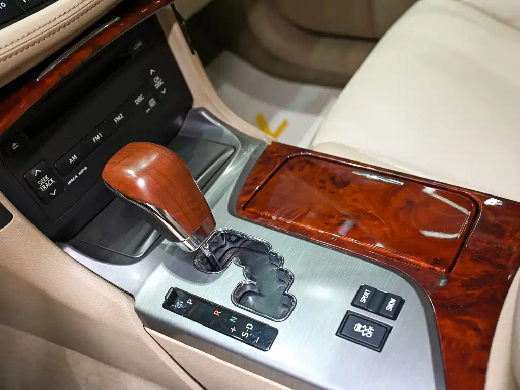 Toyota Crown 2012 2.5L Royal Leather Edition
