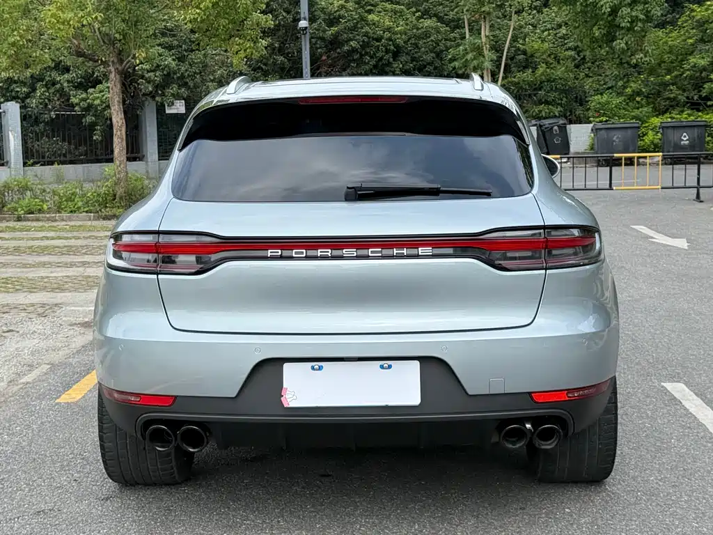 2021 Porsche Macan 2.0T
