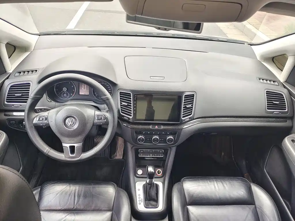 Volkswagen Sharan 2014 2.0TSI Luxury