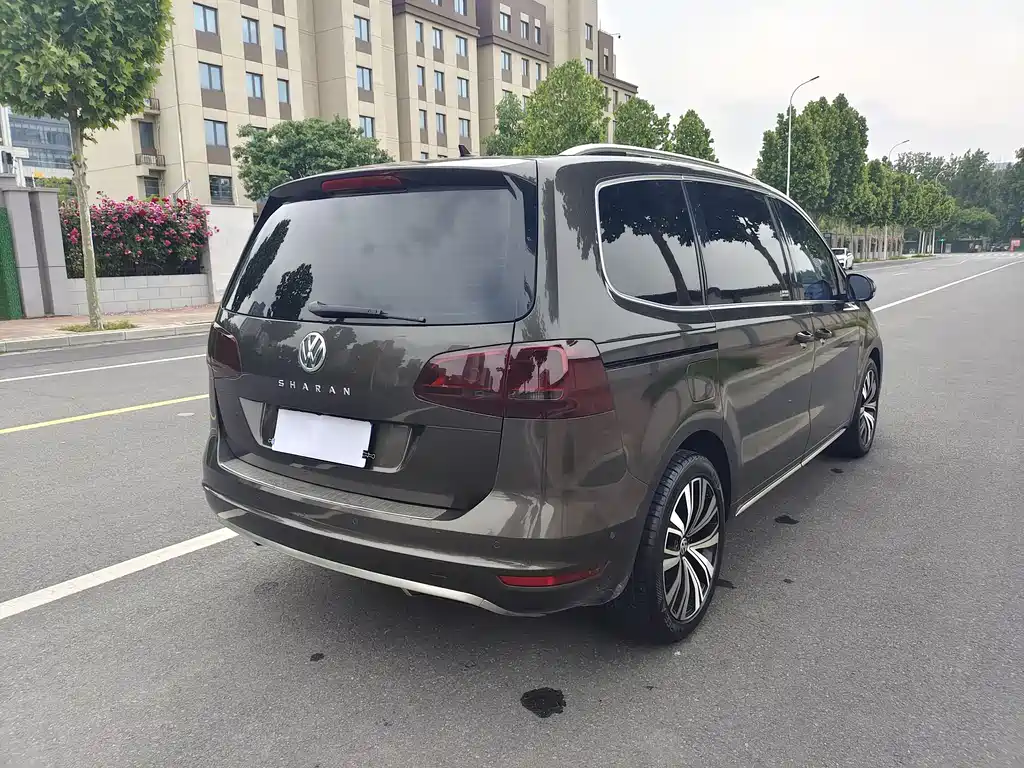 Volkswagen Sharan 2014 2.0TSI Luxury