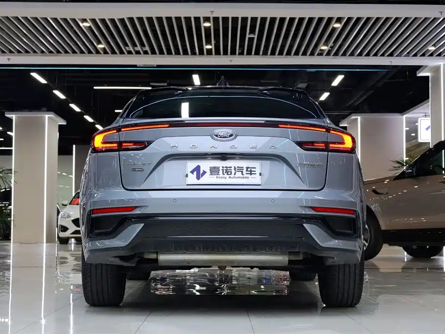 Ford Mondeo 2025 2.0T EcoBoost E-Hybrid Sport Edition ST-Line