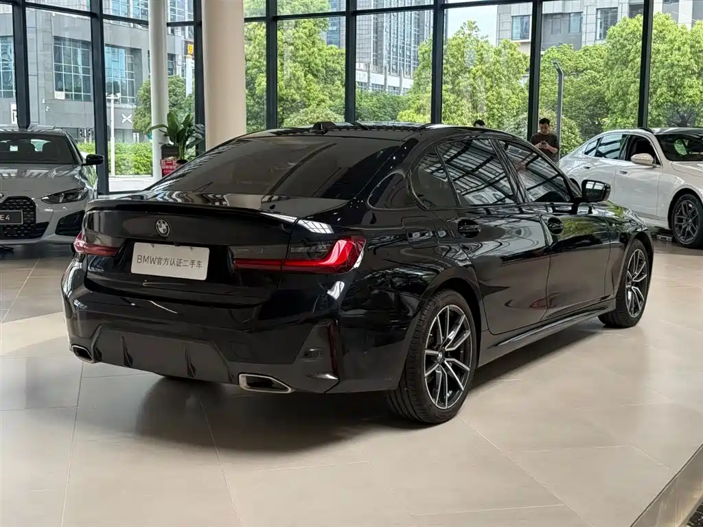 BMW 3 Series 2024 325Li M Sport Package