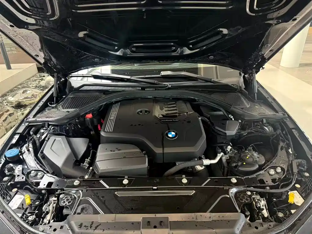 BMW 3 Series 2024 325Li M Sport Package