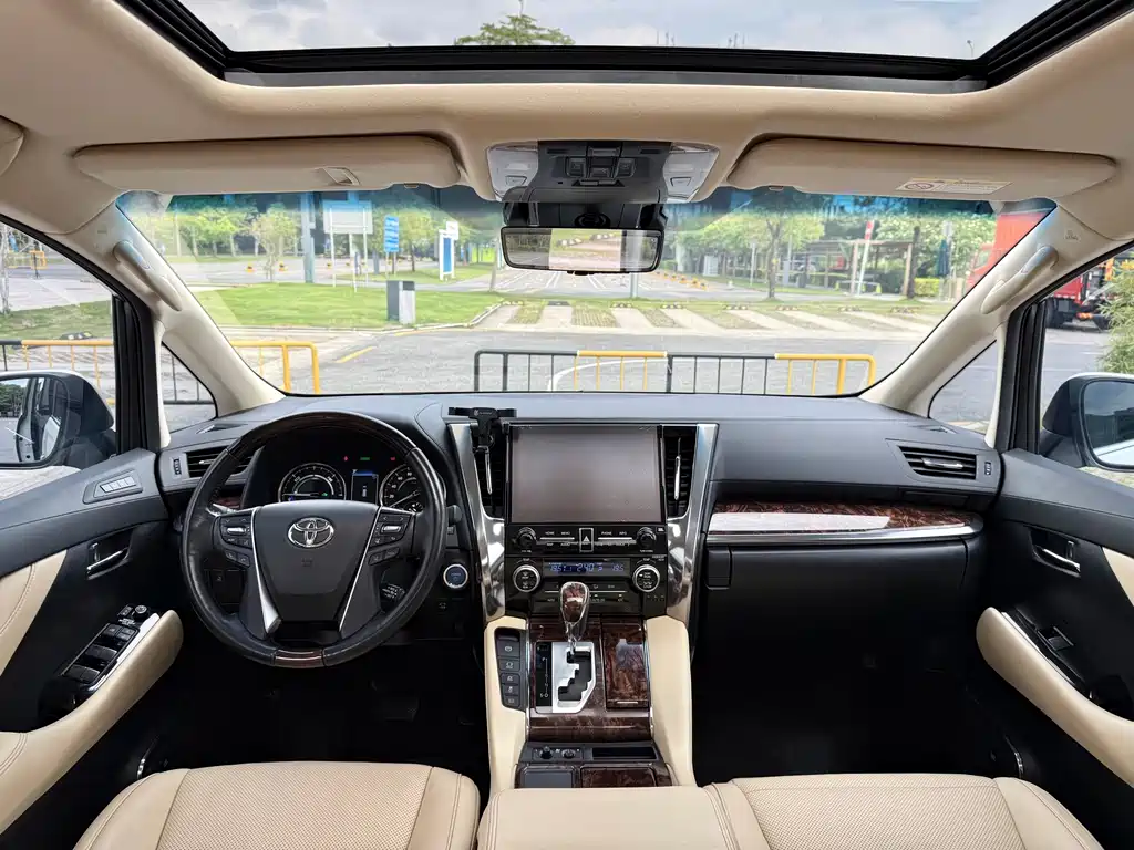 Alphard 2021 Hybrid 2.5L Luxury Edition