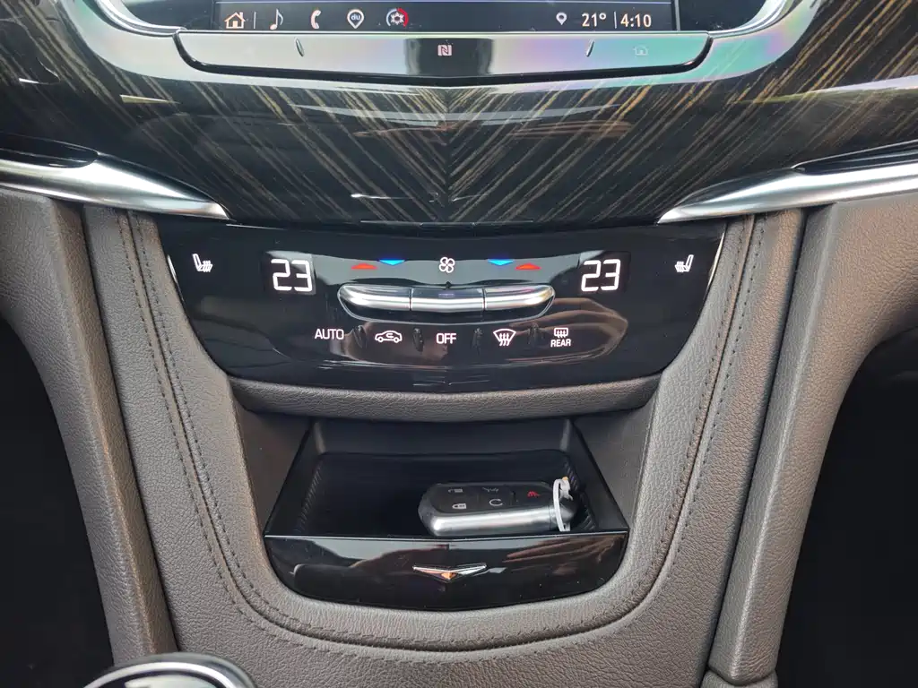 Cadillac XT6 2021 28T Luxury 6-Seater