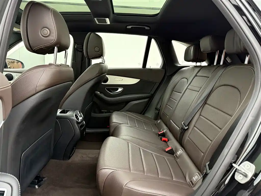 Mercedes-Benz GLC 260 L 4MATIC Dynamic Edition