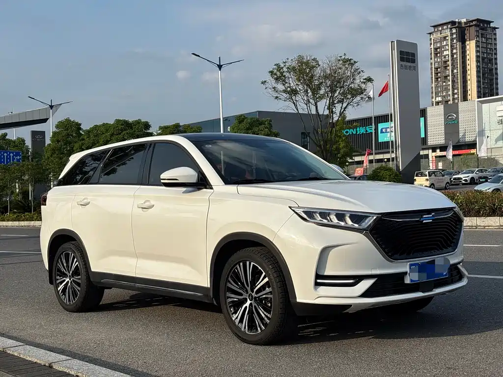 Changan Oshan X7 2021 1.5T Automatic Luxury Edition