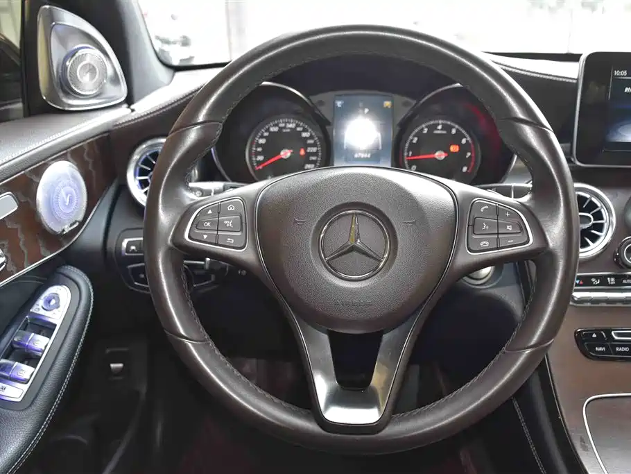 Mercedes-Benz GLC 300 4MATIC Sport 2018