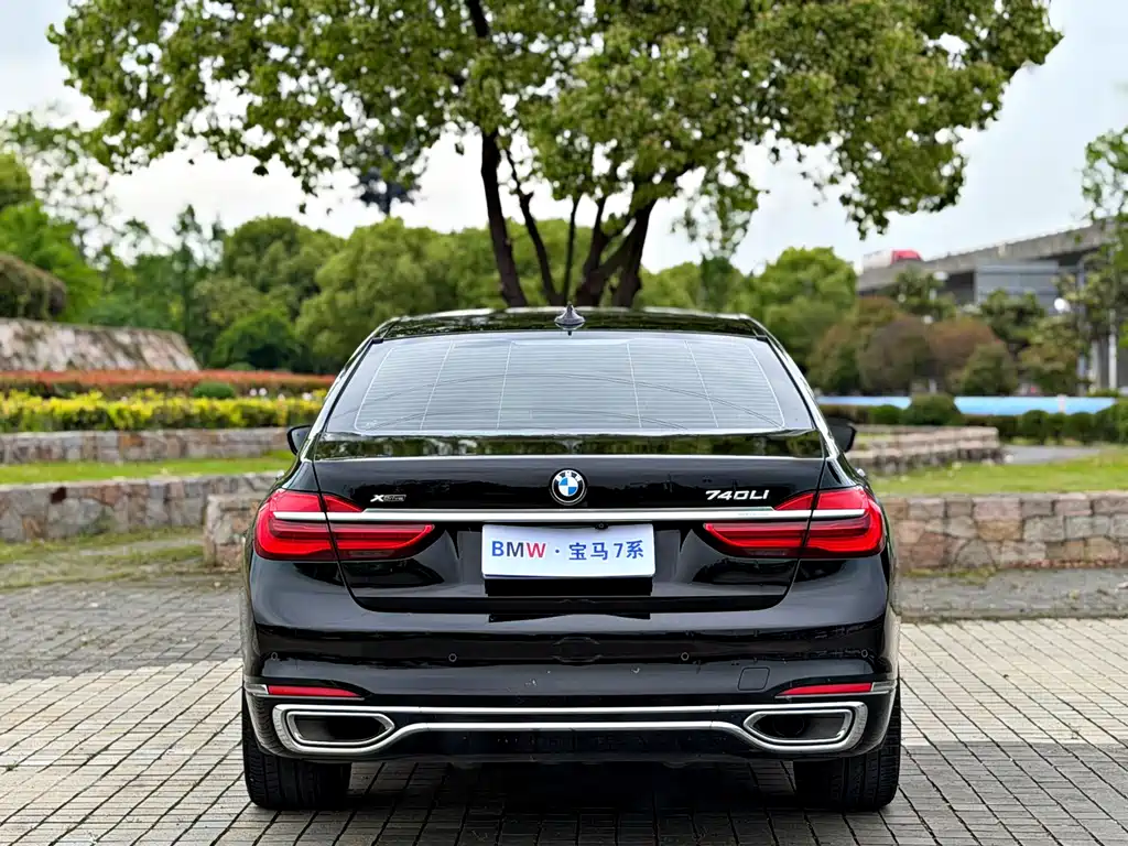 BMW 7 Series 2018 740Li xDrive Executive Edition Excellence Package