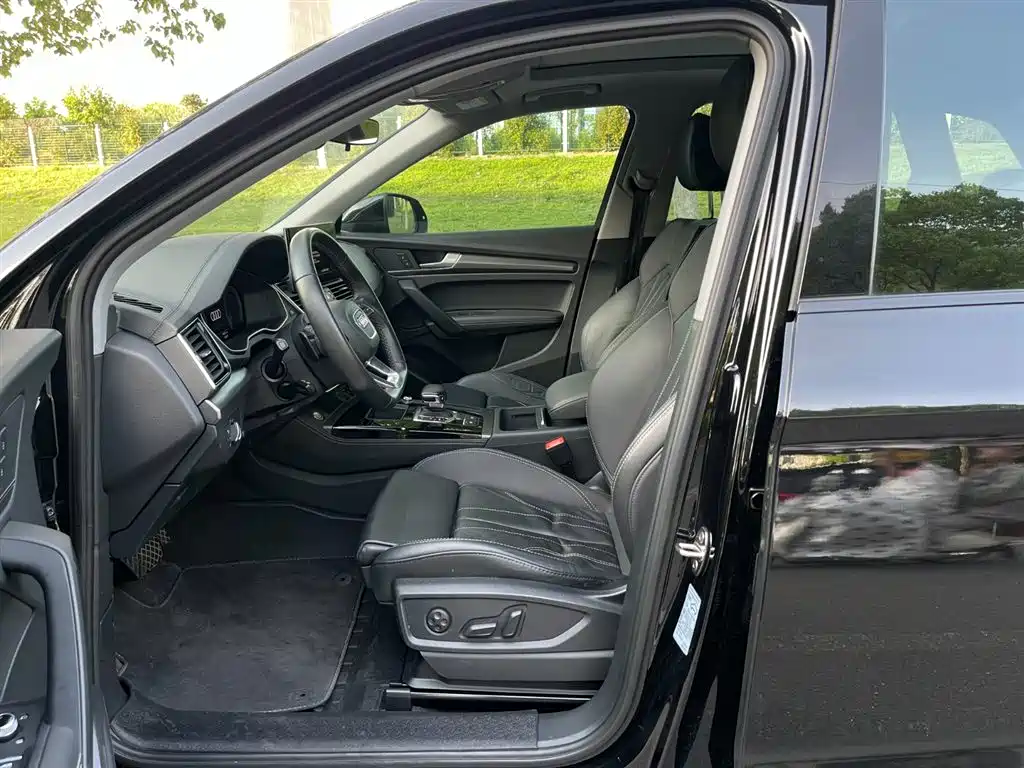 Audi Q5L 2022 40 TFSI Fashion Dynamic