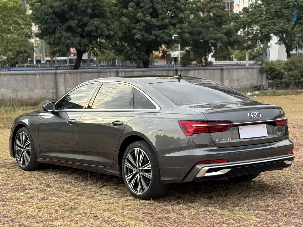 Audi A6L 2024 45 TFSI quattro Select Dynamic Edition