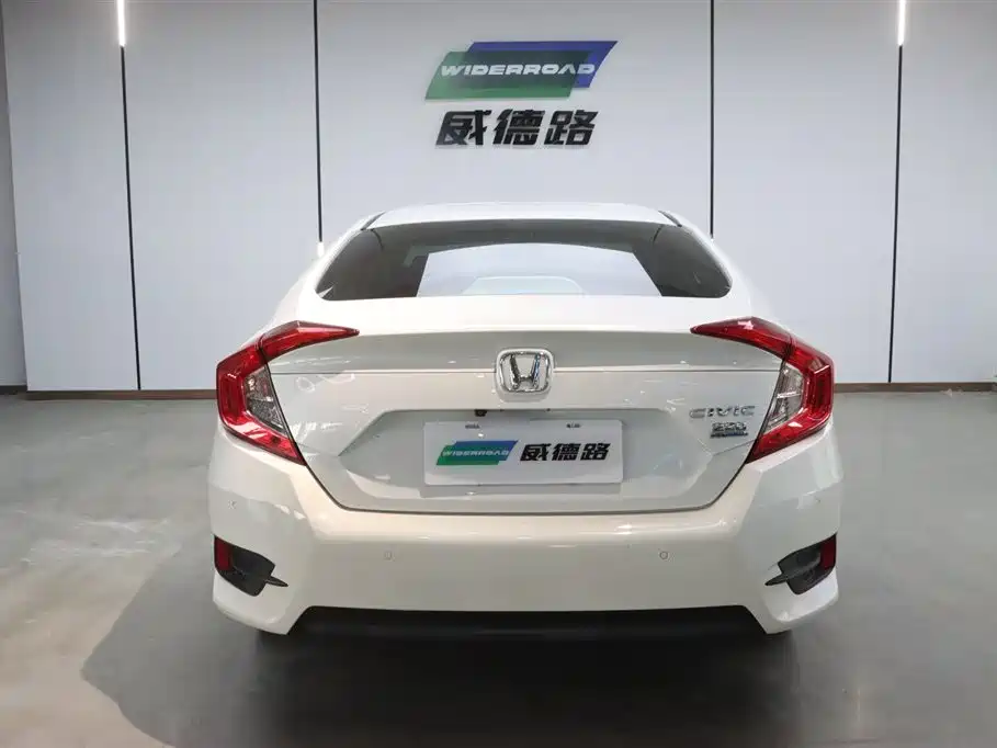 Civic 2016 220TURBO CVT Luxury Edition