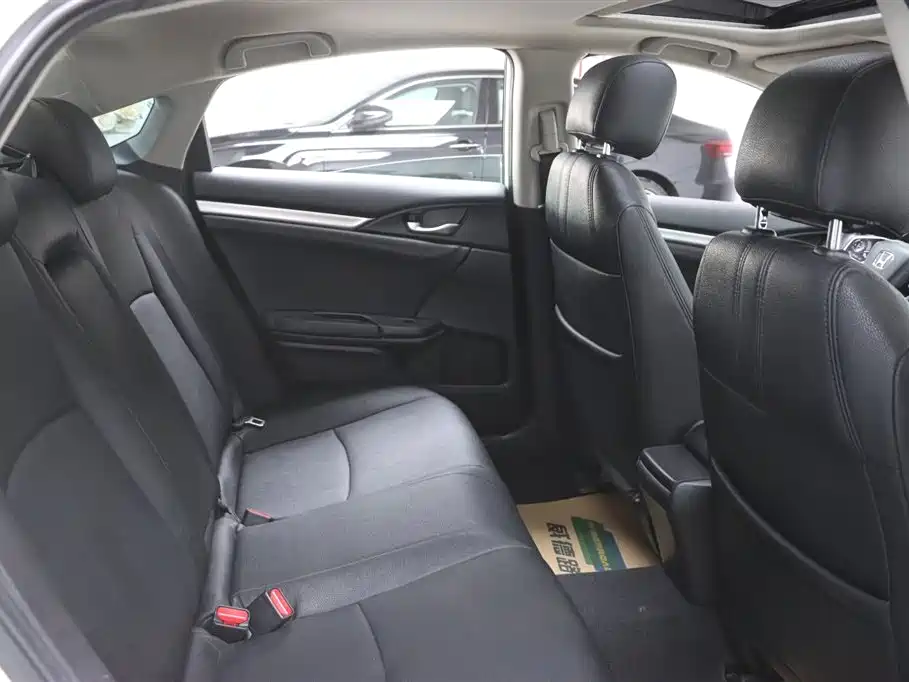 Civic 2016 220TURBO CVT Luxury Edition