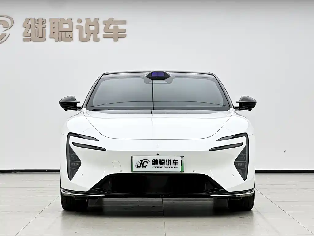 Avatr 06 2025 Ultra EV
