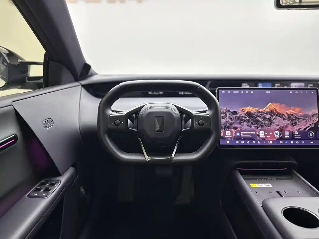 Avatr 06 2025 Ultra EV