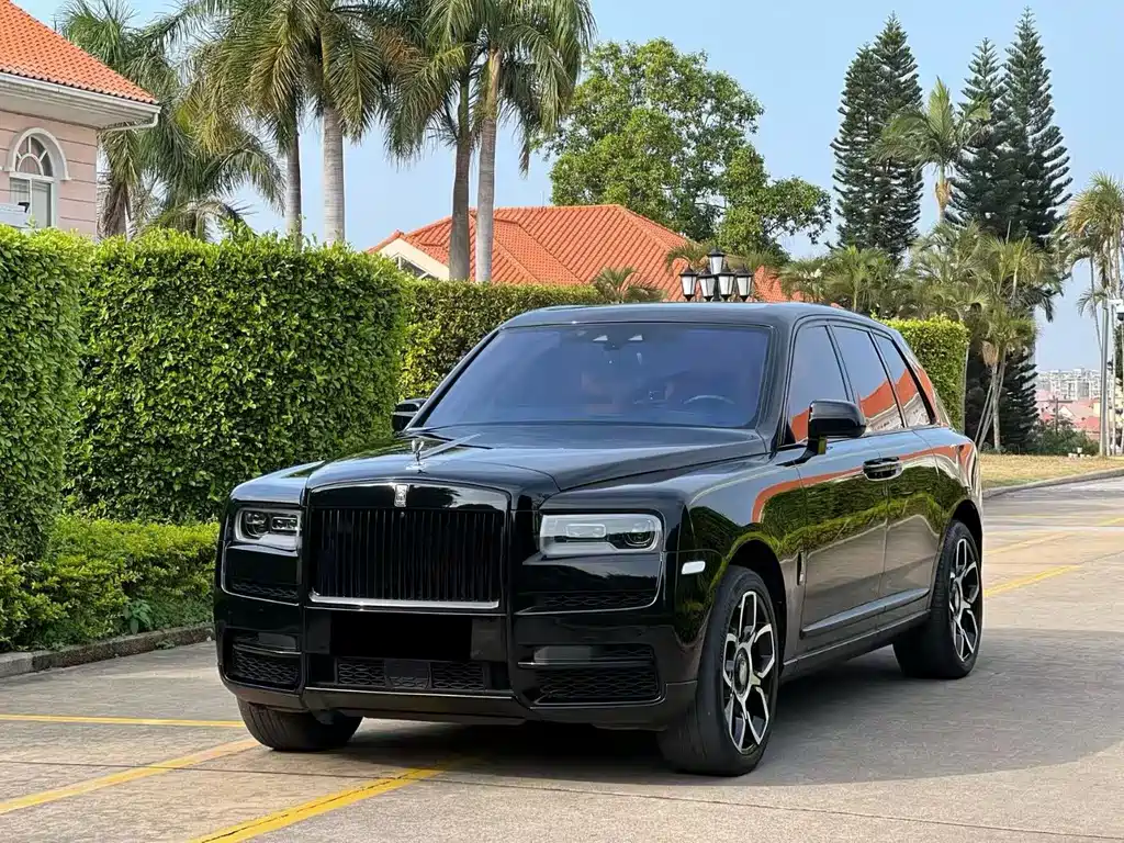 Rolls-Royce Cullinan 2018 Four-Seater
