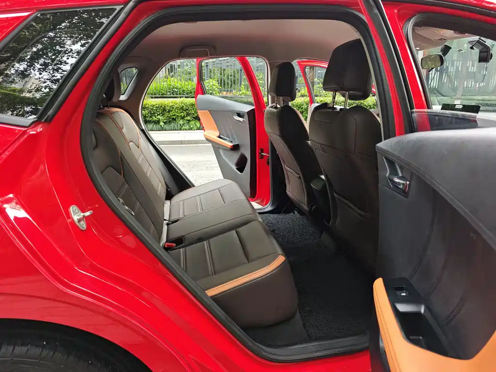 BYD e2 2020 Upgraded Long Range Luxury Edition