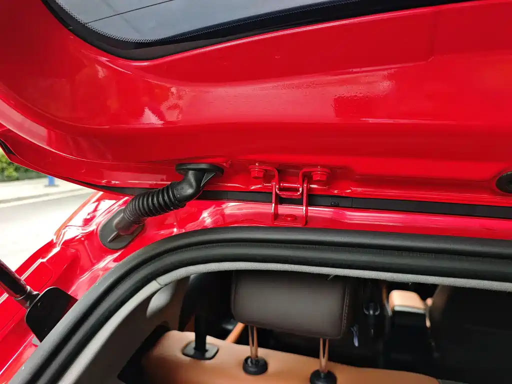 BYD e2 2020 Upgraded Long Range Luxury Edition