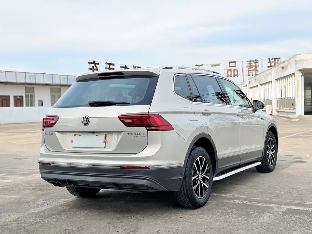 Tiguan L 2017 330TSI Automatic FWD Luxury Edition