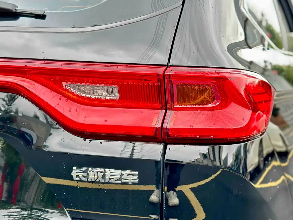 Haval M6 2021 PLUS 1.5T DCT Comfort Edition