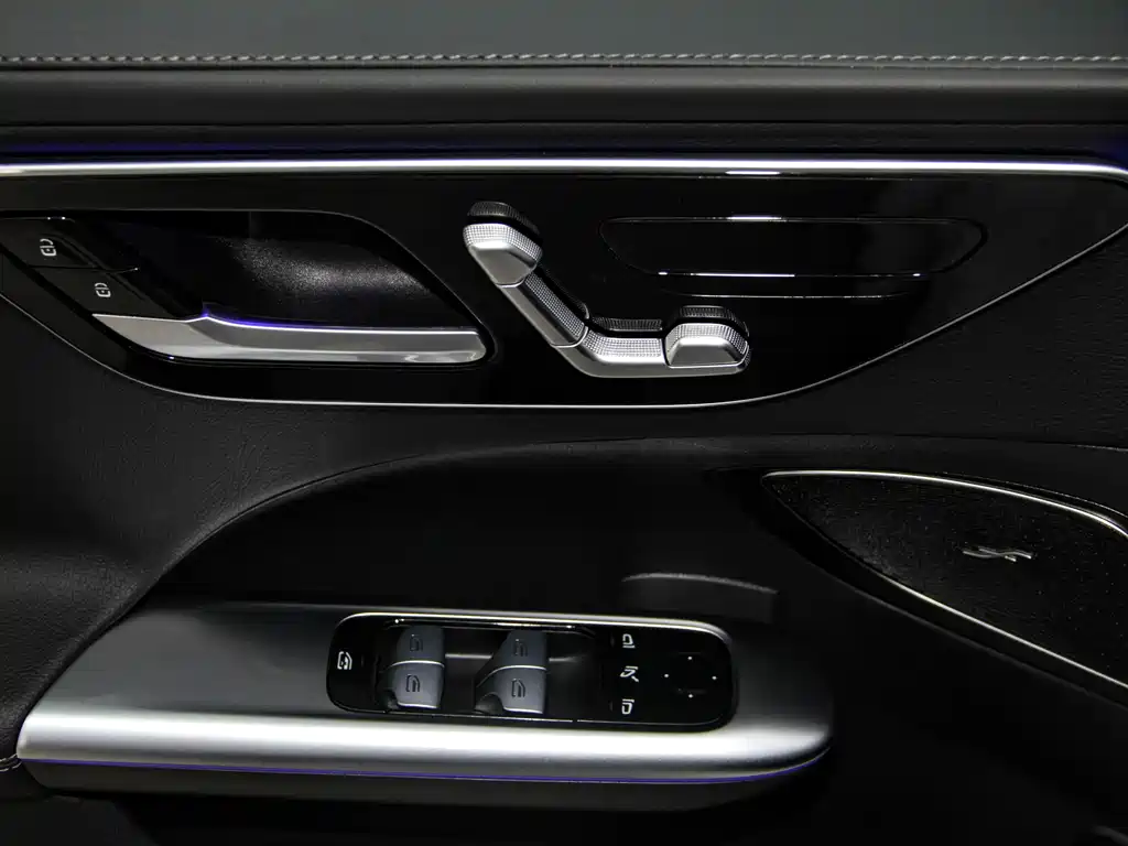 Mercedes-Benz C-Class 2025 C 260 L Sport