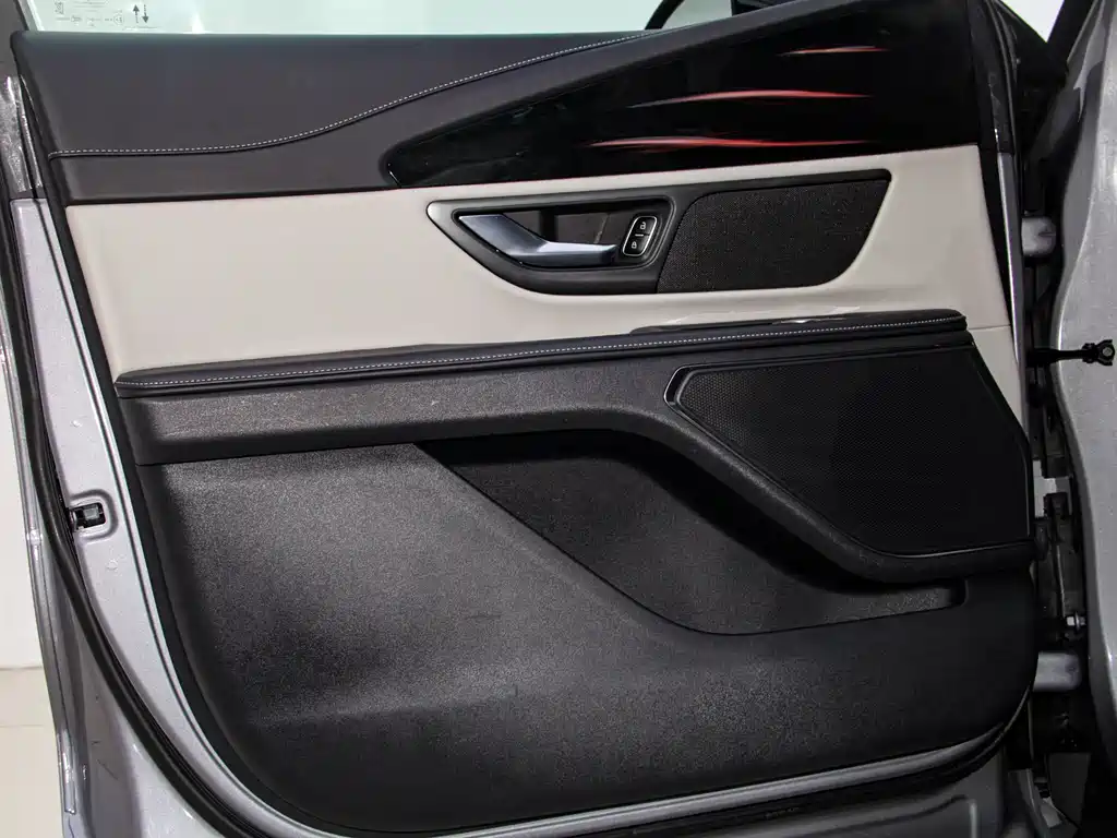 Lincoln Nautilus 2023 2.0T AWD Zhenyi Edition