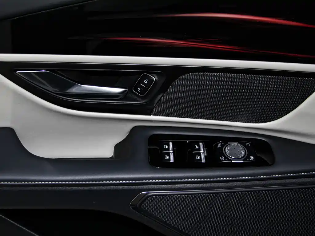 Lincoln Nautilus 2023 2.0T AWD Zhenyi Edition