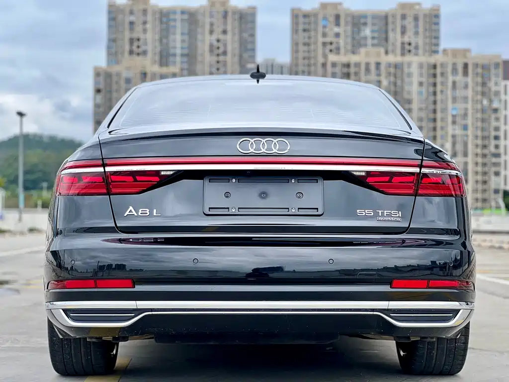 Audi A8L 55 TFSI quattro Prestige 2019