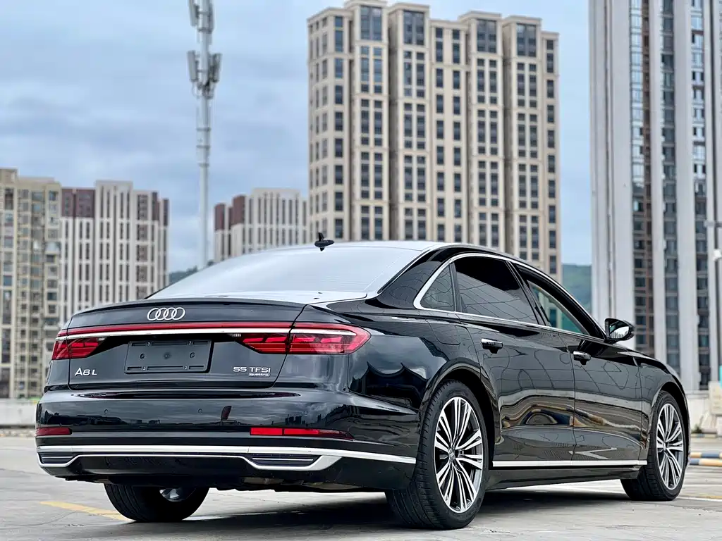 Audi A8L 55 TFSI quattro Prestige 2019