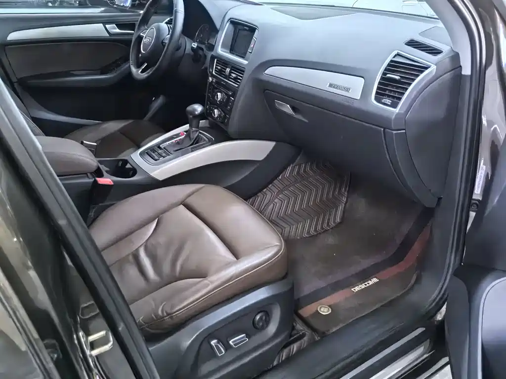 Audi Q5 2017 40 TFSI Entry