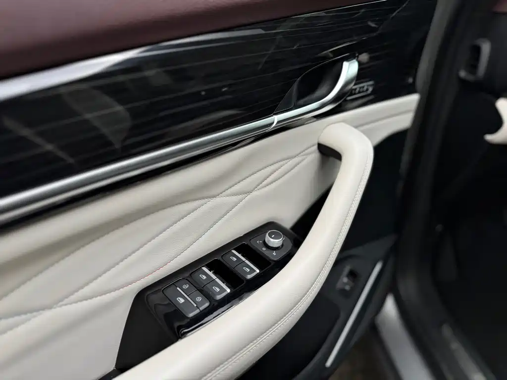 Geely Xingyue L 2021 2.0TD DCT EVO FWD Prestige