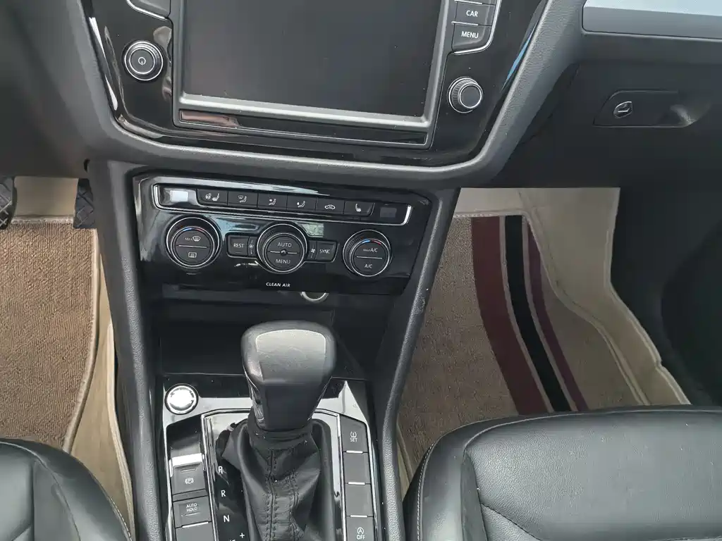 Tiguan L 2017 330TSI Automatic FWD Luxury Edition