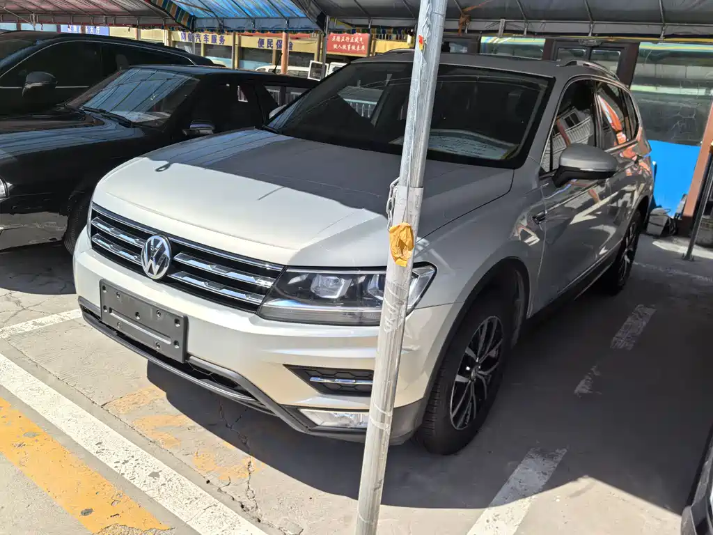 Tiguan L 2017 330TSI Automatic FWD Luxury Edition
