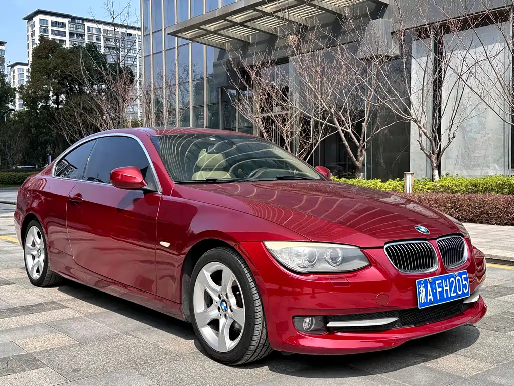 BMW 3 Series 2011 325i Coupe