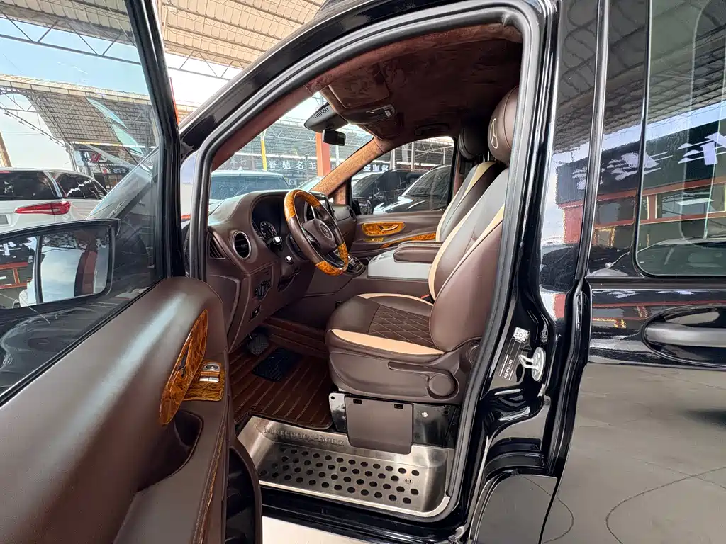 Vito 2018 2.0L Luxury High Roof Custom Edition