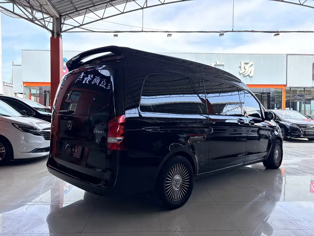 Vito 2018 2.0L Luxury High Roof Custom Edition