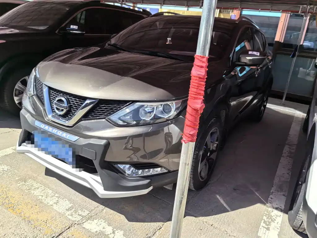 Nissan Qashqai 2016 2.0L CVT Luxury Edition