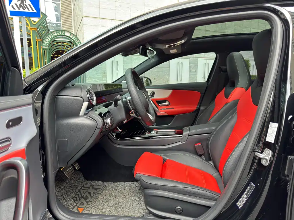 Mercedes-Benz A-Class AMG 2024 AMG A 35 4MATIC