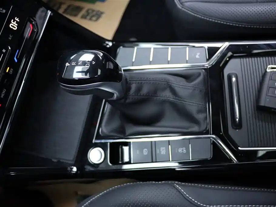 Volkswagen Passat 2025 380TSI Longteng Edition