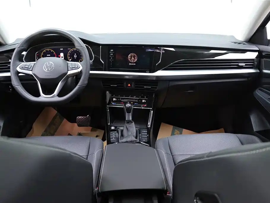 Volkswagen Passat 2025 380TSI Longteng Edition