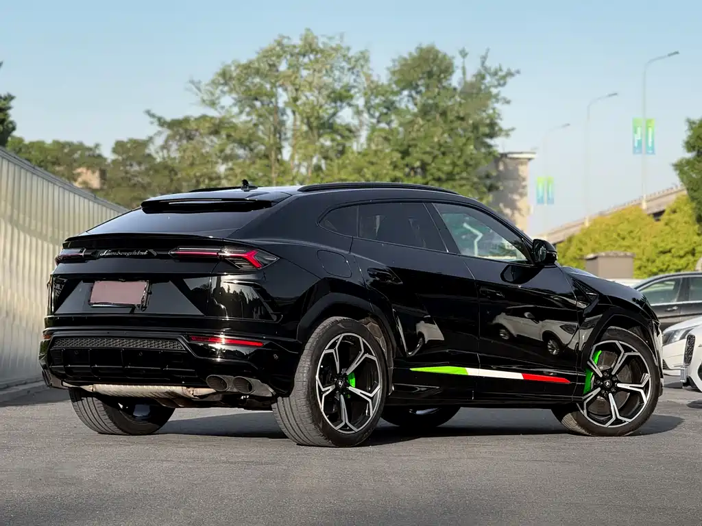 Lamborghini Urus 2018 4.0T V8