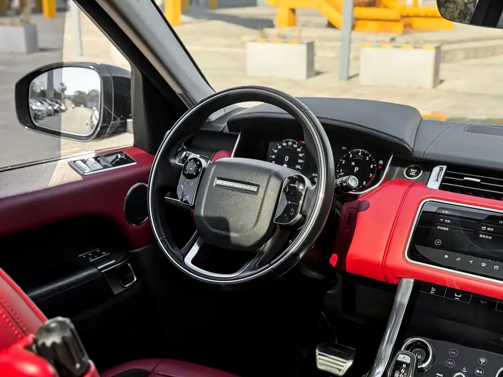 Range Rover Sport 2021 3.0 L6 Gloss Black Edition