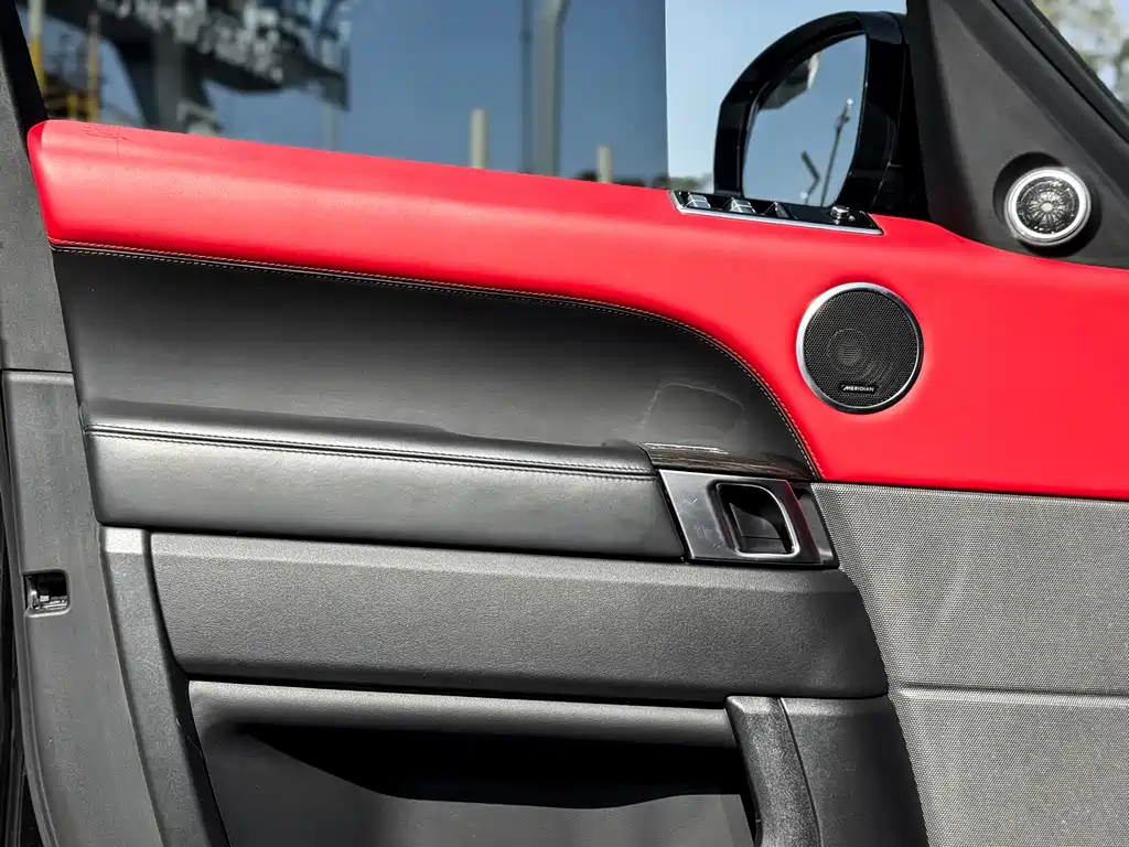 Range Rover Sport 2021 3.0 L6 Gloss Black Edition