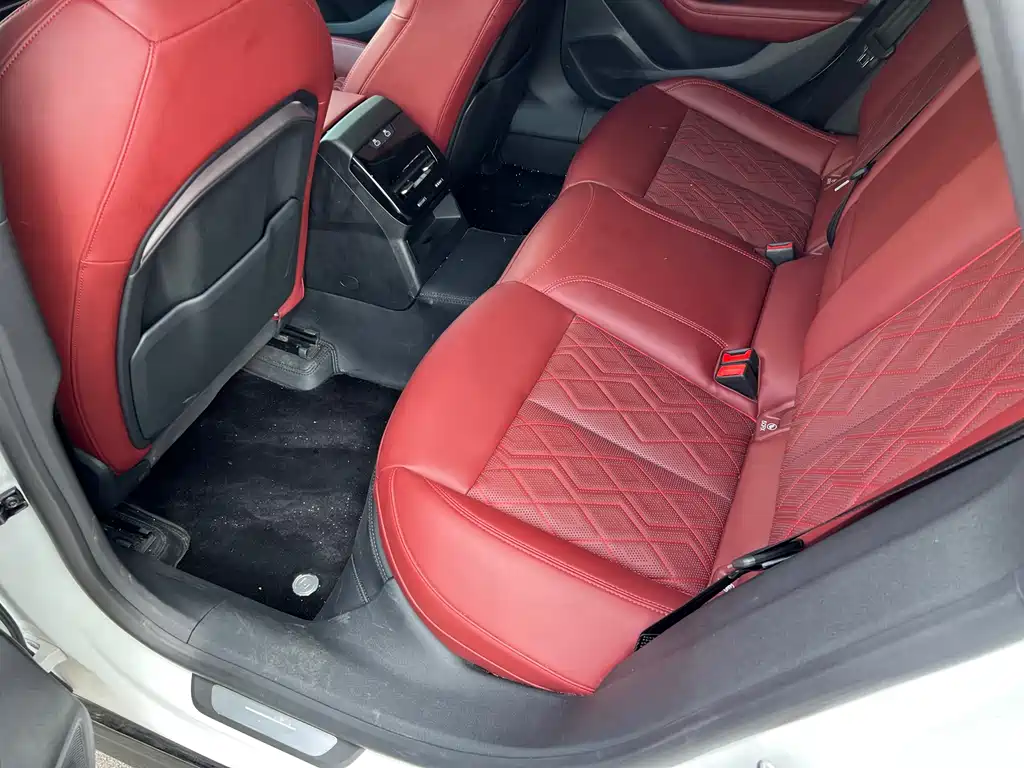 Audi A5L Sportback 2026 TFSI 150kW quattro Intelligent Leading Model