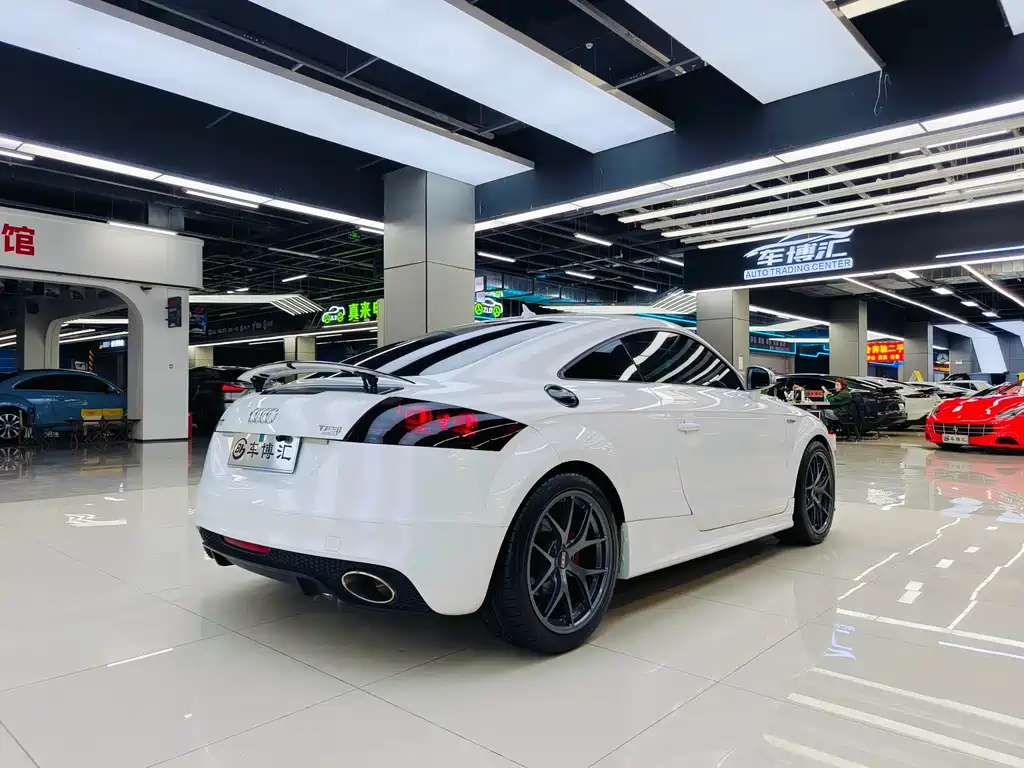 Audi TT 2011 Coupe 2.0 TFSI