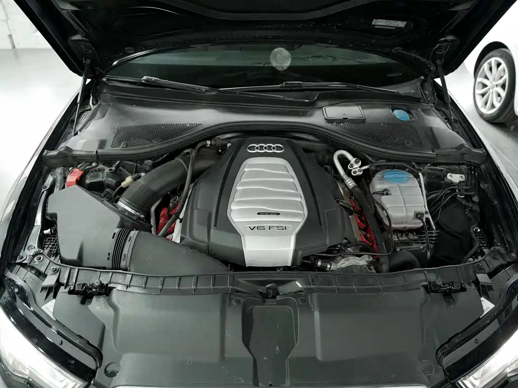 Audi A6L 2014 30 FSI Comfort
