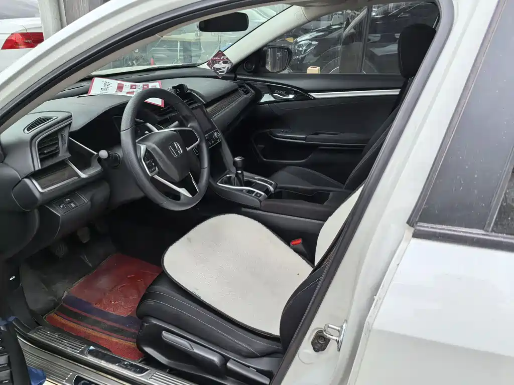 Honda Civic 2019 220TURBO Manual Sport Edition China VI