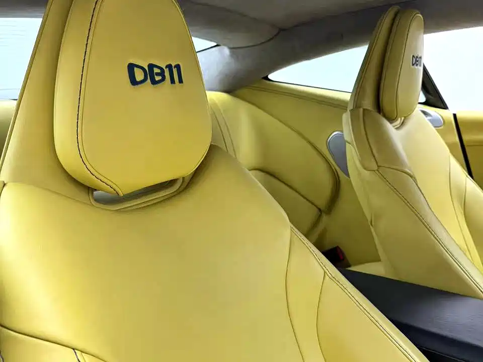 Aston Martin DB11 2019 4.0T V8 Coupe