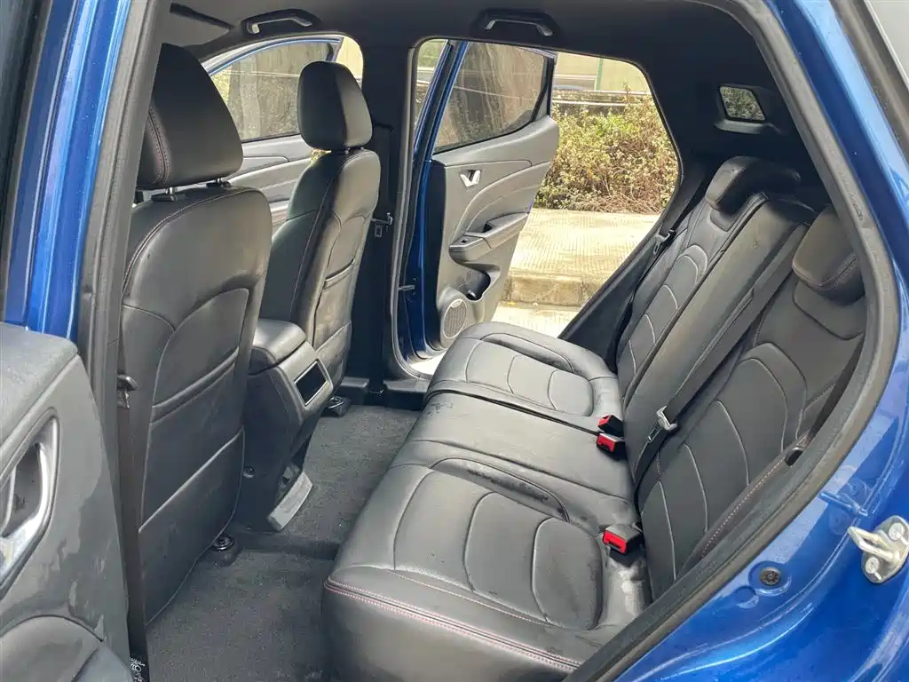 Dongfeng Fengguang 500 2022 1.5L CVT Yuexiang Model